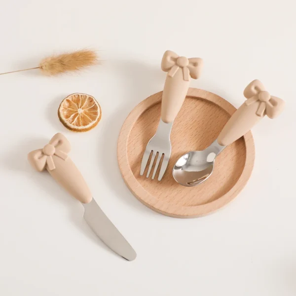 Baby Tableware Set BPA Free Silicone Bow Dish Tie Bowl Fork Food Plate Stainless Spoon Non-slip Tableware Newborn Feeding Tool - Image 3